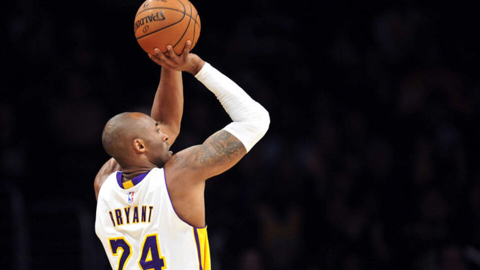 Kobe Bryant'tan veda sinyali