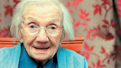 "Uzun yaşam için erkeklerden uzak durun"