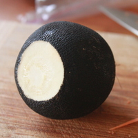 Güçlü bir bağışıklık için siyah turp ve bal