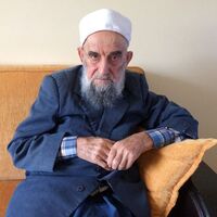 100 yaşında ak sakalları siyahlaştı!