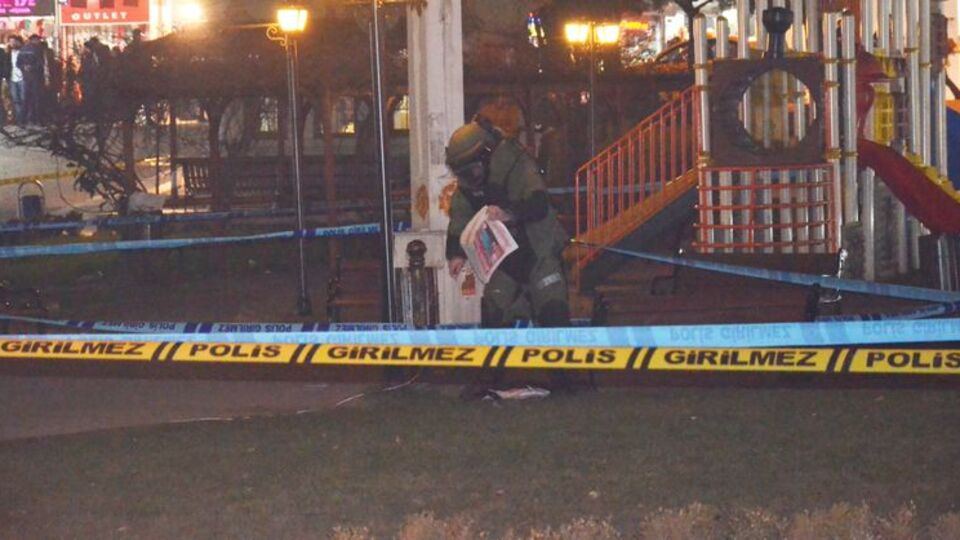 Kocaeli'nde şüpheli paket polisi alarma geçirdi