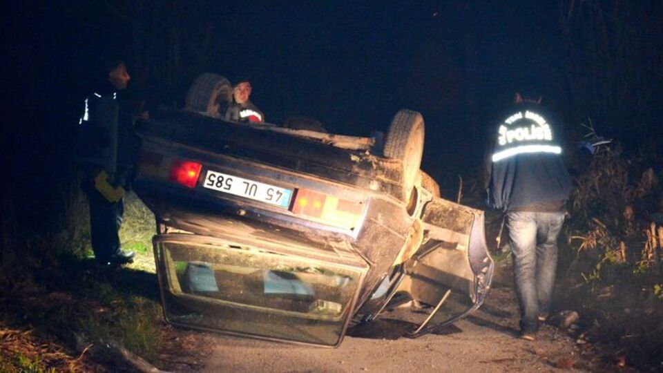 Hırsızların kaçtığı araç takla attı