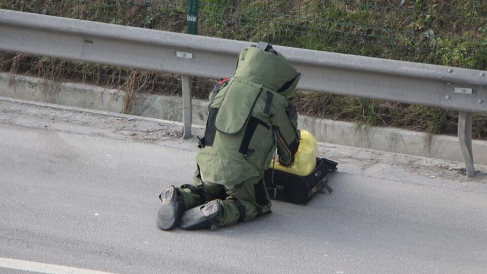 E-5'te şüpheli çanta alarmı