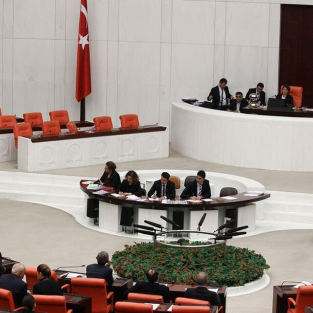 MHP: Saray incelensin