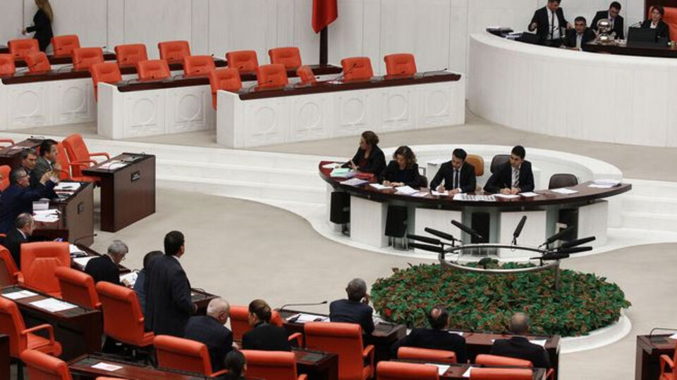 MHP: Saray incelensin