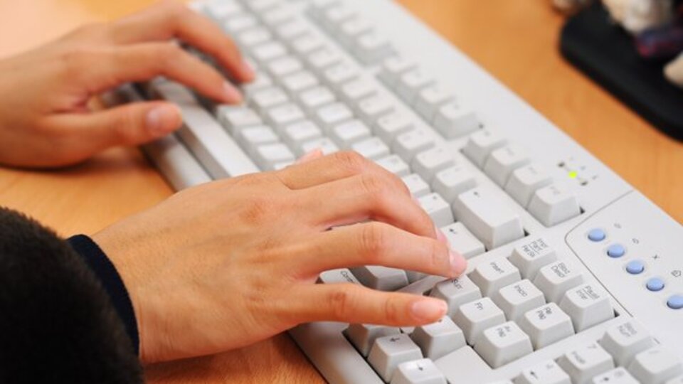 Uzun süre bilgisayar kullananlar dikkat!