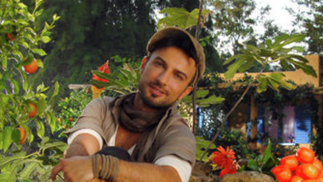 Tarkan İstanbul'u terk etti!