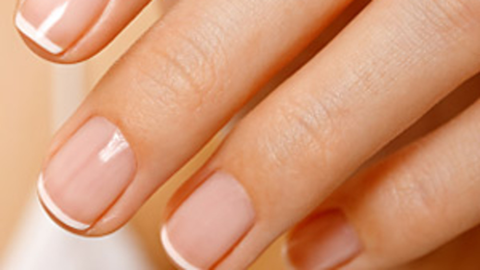 Tırnaklarınıza dikkatli bakın