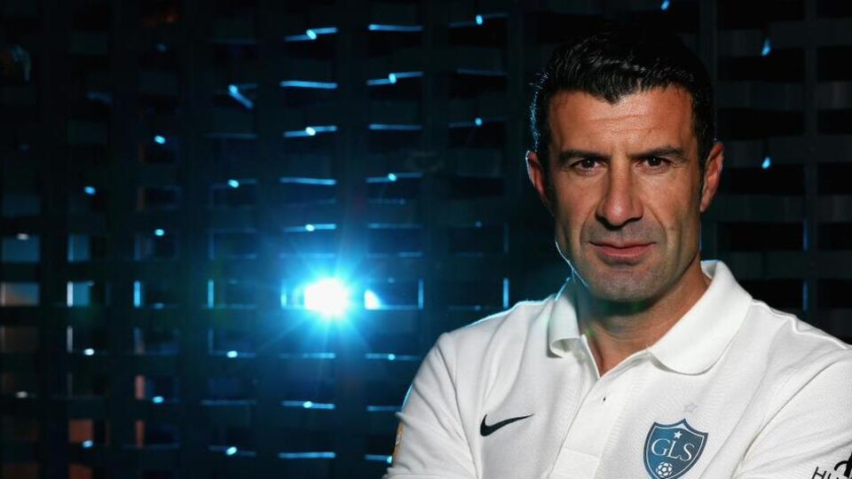 Figo FIFA başkanlığına aday