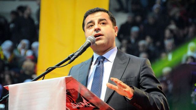 "Kobani'yle el ele verirse Türkiye kazanır"
