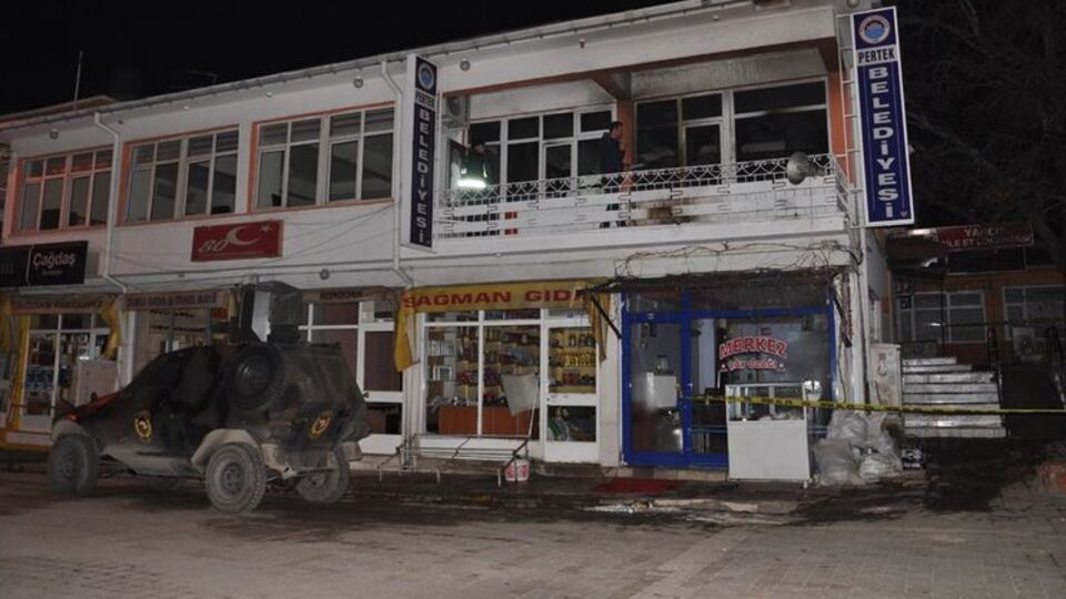 Tunceli'deki molotofkokteylli saldırı