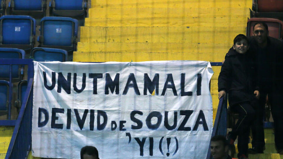 F.Bahçe taraftarı Deivid'i andı