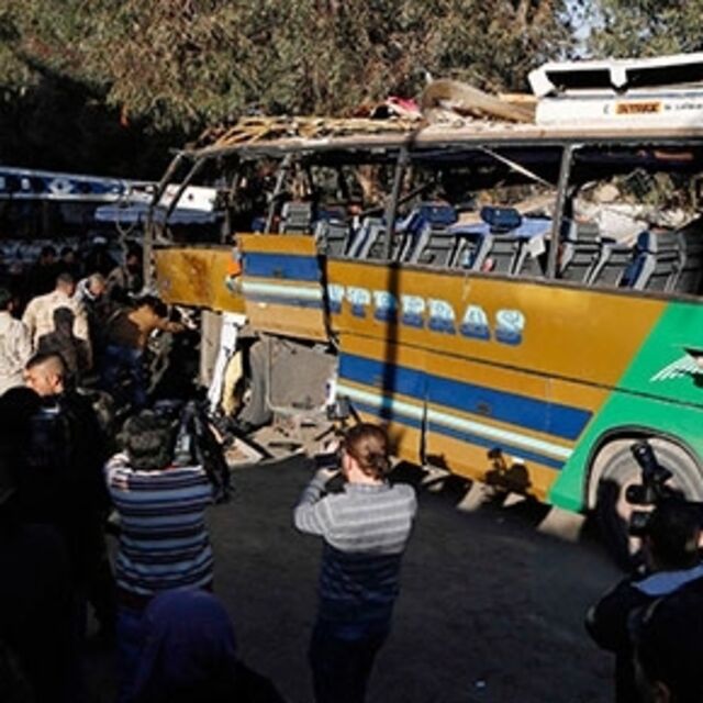 Nusra Cephesi'nden otobüse saldırı: 7 ölü
