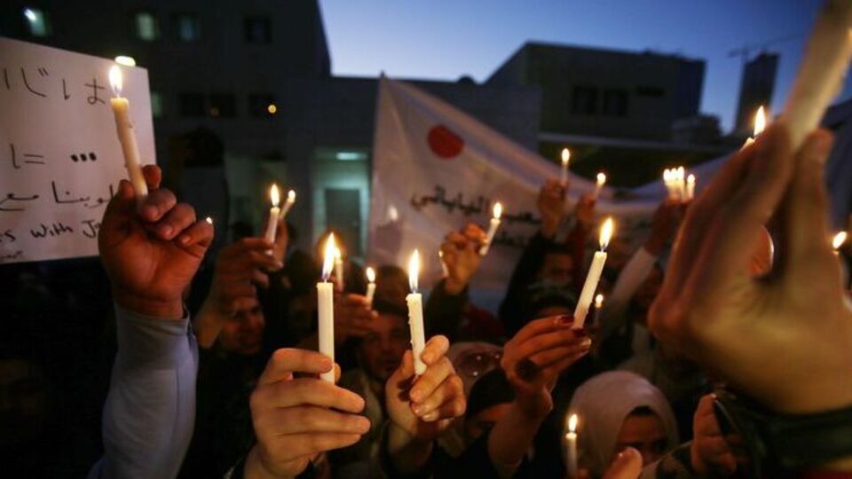Japon Bakan IŞİD protestosunda!