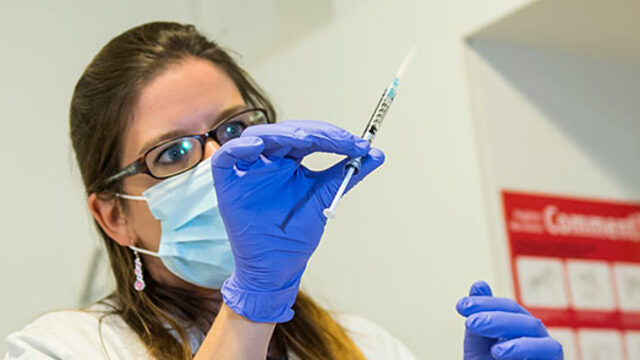 Ebola aşısı test edilecek