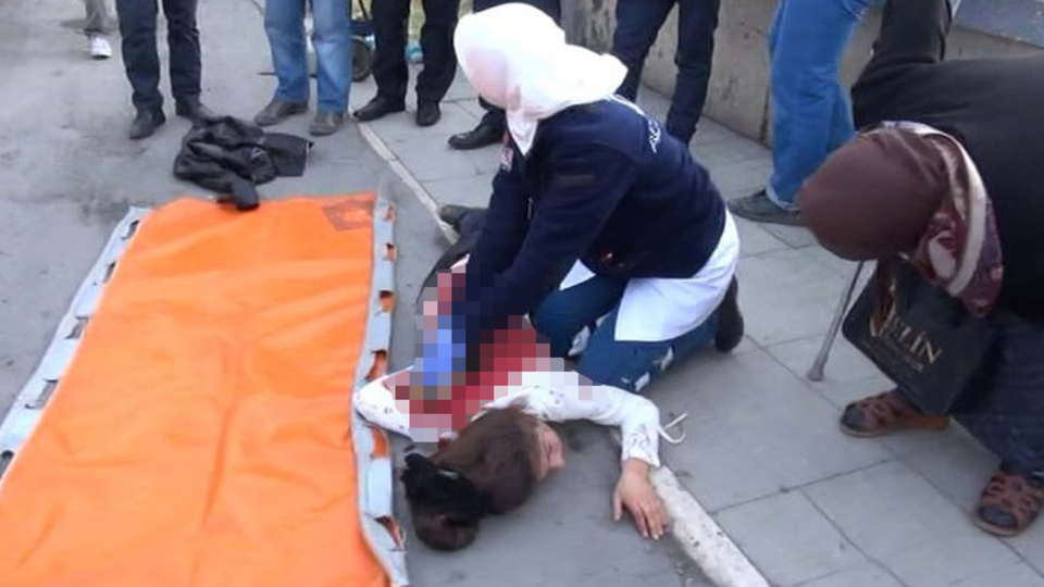 Vahşeti herkes gördü ama yardım etmedi!