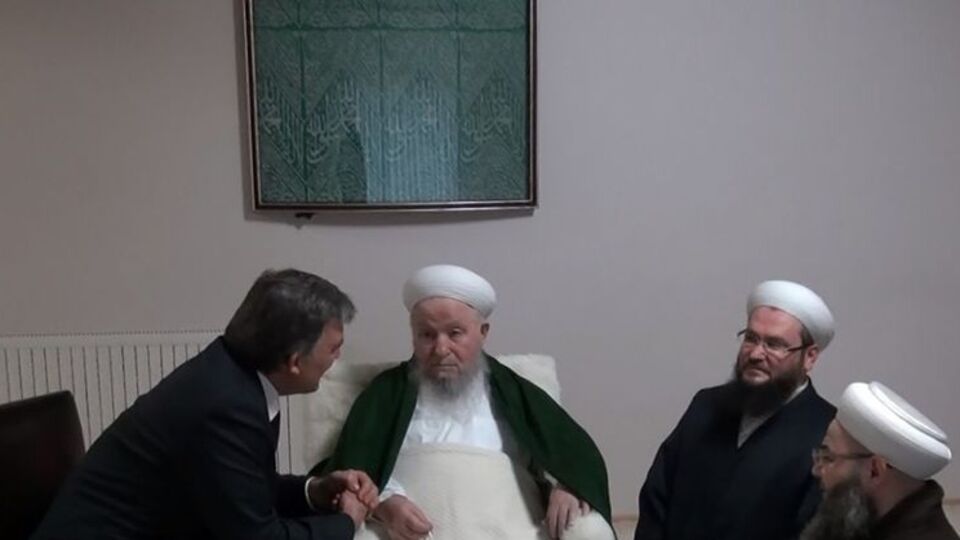 Abdullah Gül'den Mahmut Ustaosmanoğlu'na taziye ziyareti