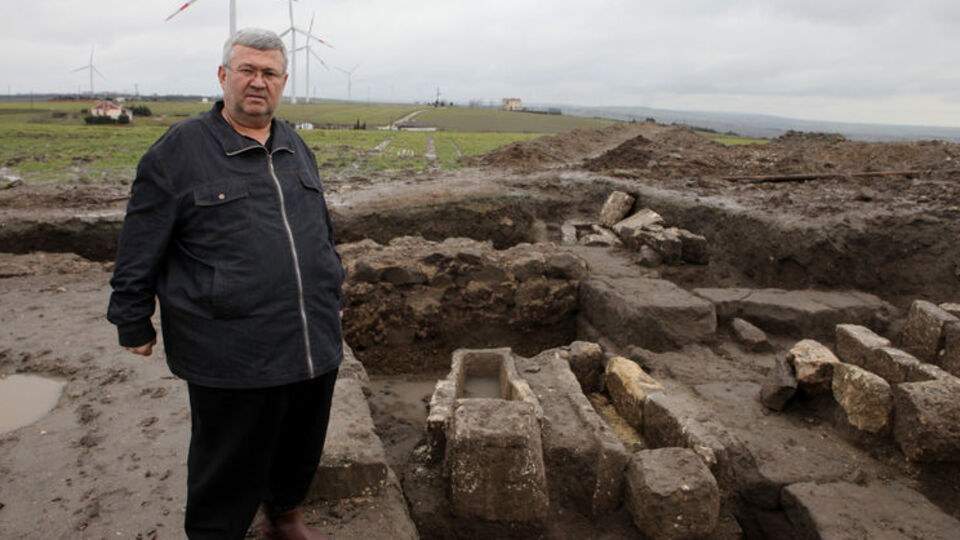 Köylüler, Rum köyünün korunmamasına isyan etti