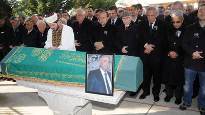 İş adamı toprağa verildi!