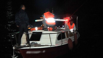 Kaçakları taşıyan tekne alabora oldu