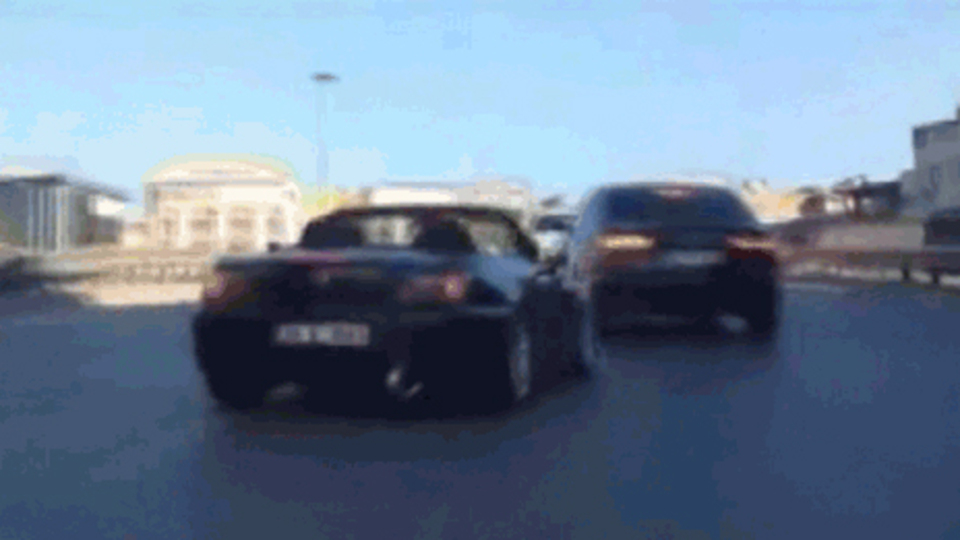 Trafikte dehşet anları!