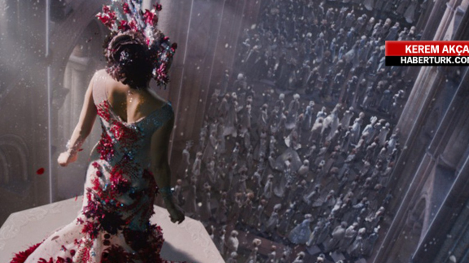 Wachowskiler bizimle kafa mı buluyor?