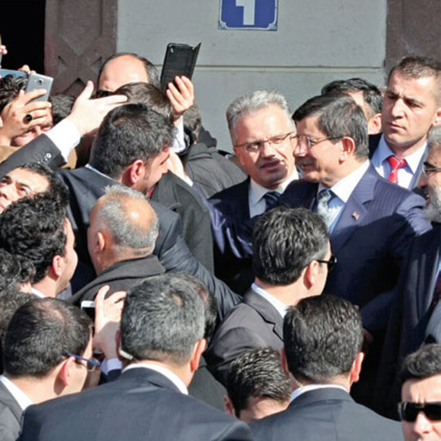 Başbakan'dan gençlere 'Hacı Murat' tavsiyesi