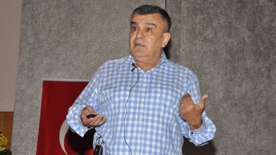 Ünlü psikiyatra 'Hasta sırrını ifşa ettin' cezası