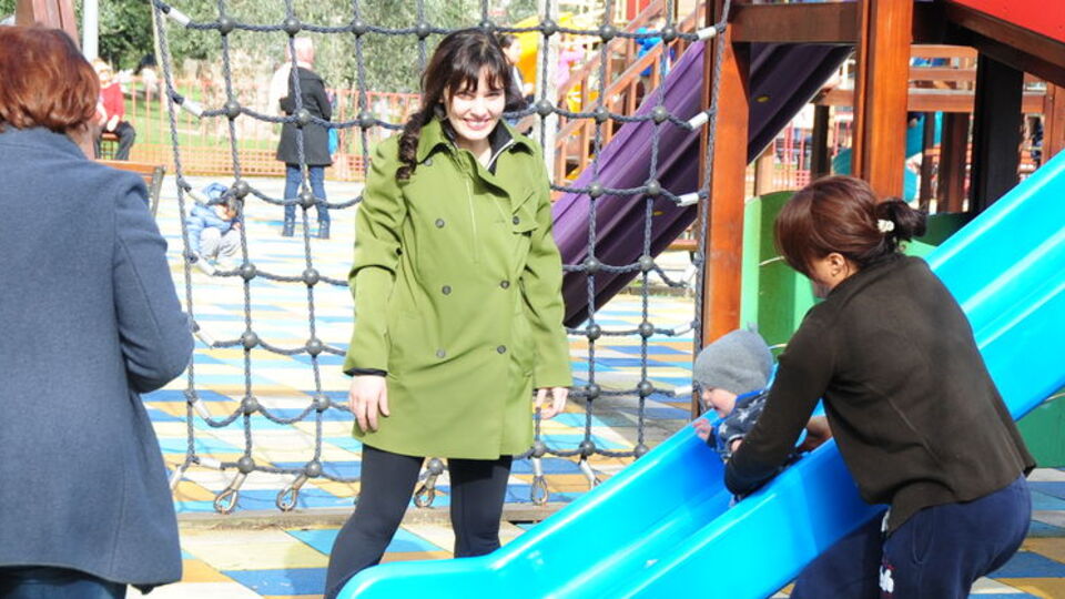 Güneşli havanın keyfini çıkardılar