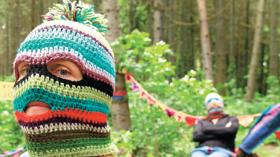 Örüyorum öyleyse varım