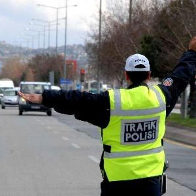 Pazartesi günü kapalı yollar
