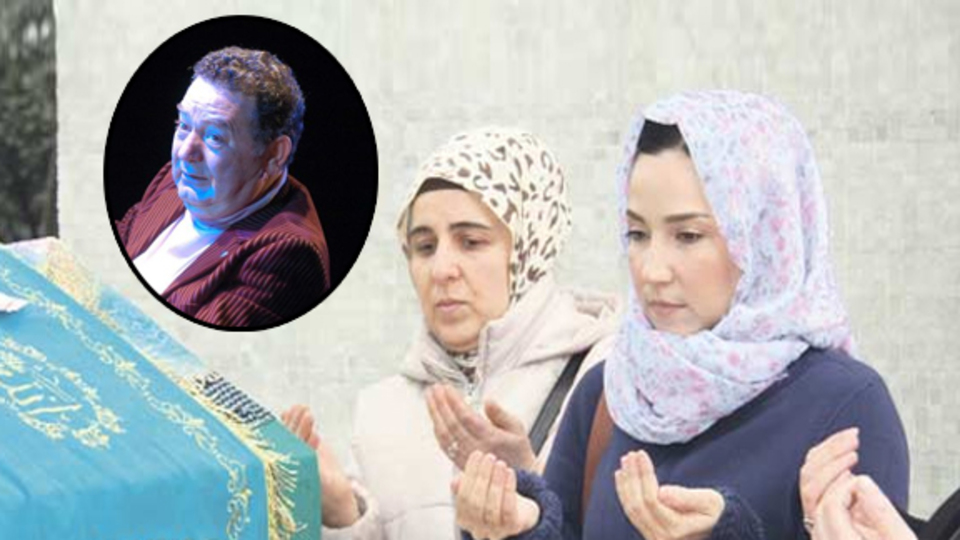 Kayahan annesine veda edemedi