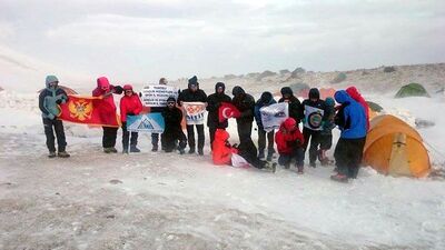 Ağrı Dağı'na tırmanan 39 dağcı 3 gündür mahsur