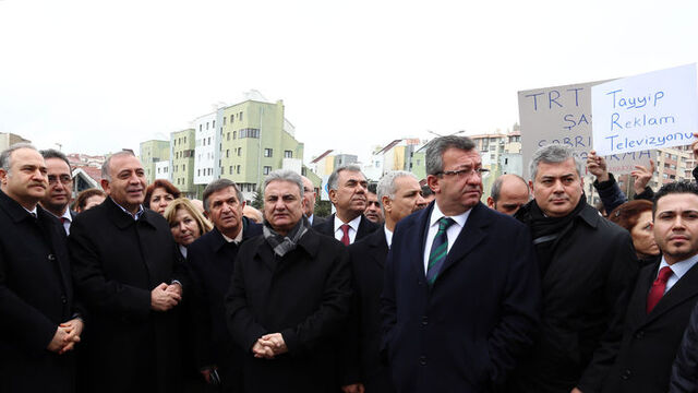 TRT'ye protesto