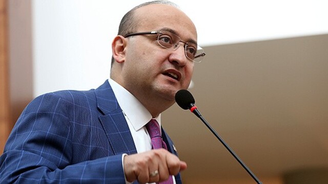 "Kendisine de sandığa da güveni yok"