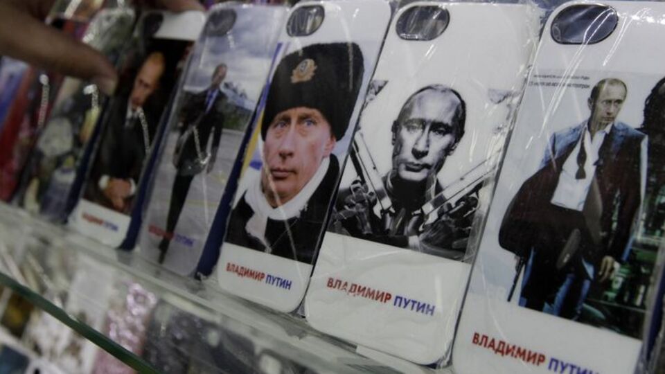 Putin'den anketlerde şov!