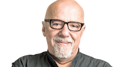 'En büyük aptallar, her şeyden anlam çıkarmaya çalışanlardır'