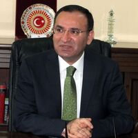 Adalet Bakanı Bozdağ'dan Özgecan Aslan'ın katilleri ile ilgili açıklama