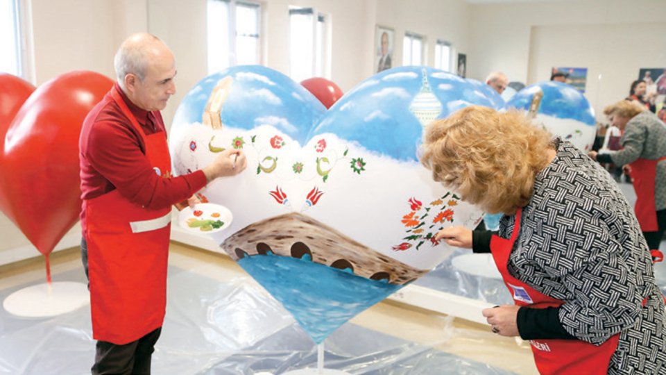 Başkan aşkını resmetti