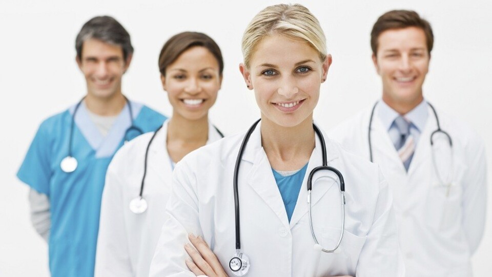 Yabancı doktorlar şehir hastanelerinde çalışacak