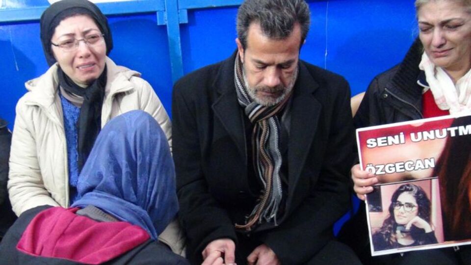 Özgecan'ın babasından ibretlik sözler!