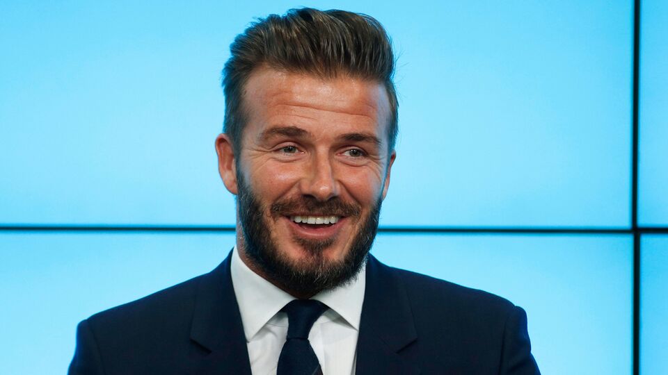 Beckham'dan Figo'ya destek