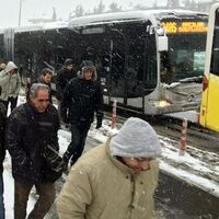 4 kilometrelik metrobüs trafiği!