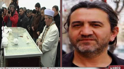 Oğlunu kar topuyla uğurladı