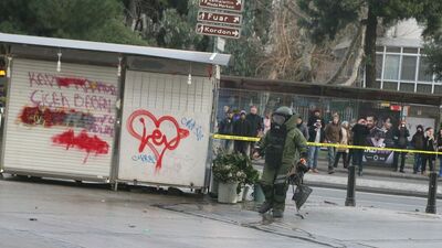 Şüpheli çanta, bomba paniğine neden oldu