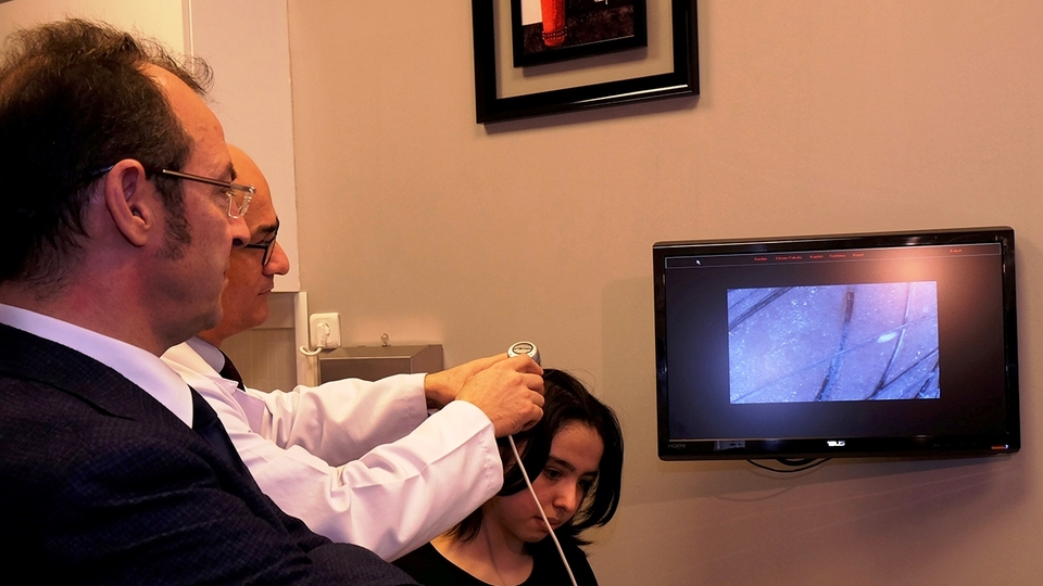 Saç deriniz görünüyorsa...