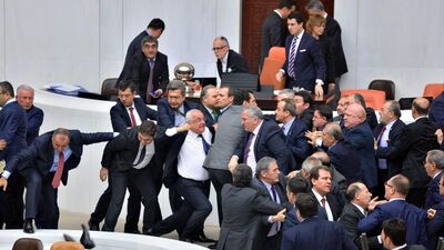 Düşen CHP'li vekil o anı Habertürk'e anlattı