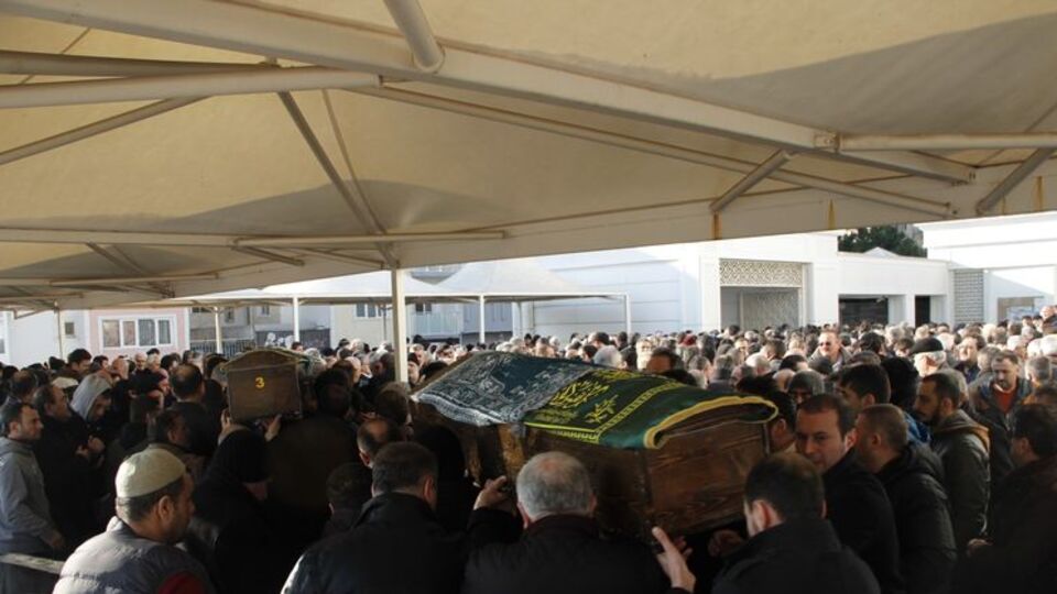 3 dakika arayla doğup 3 dakika arayla öldüler