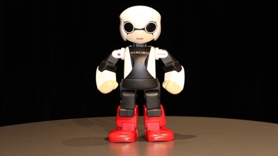 Robot astronot döndü