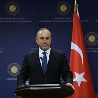 Dışişleri Bakanı Çavuşoğlu'nun yoğun telefon trafiği